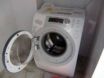大容量洗濯機「もちろんキーパーさんが使っていないときは自由に利用できます」