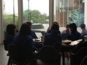 ボランティアに燃える大学生諸君