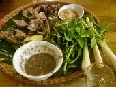 「郷に入れば郷に従え」ベトナムでは大人気の「犬肉」