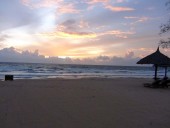 ベトナムで海に沈む綺麗なサンセットを見れるのはフーコック島だけかも知れません