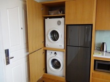 各部屋に1式ある乾燥機と洗濯機