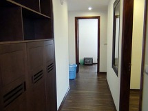 2ベッドルームの広い廊下（603号）