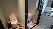 バスルームとお手洗いはセパレート配置です